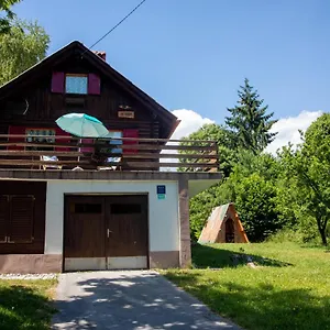Vikendica My Dream House, Vrhovci